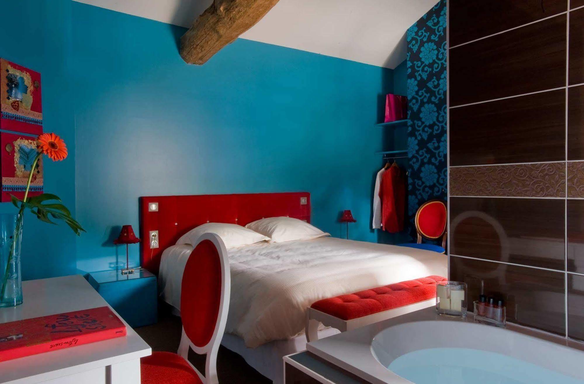 Hotel Spa Frederic Carrion Et Sa Table Gastronomique Viré Zewnętrze zdjęcie