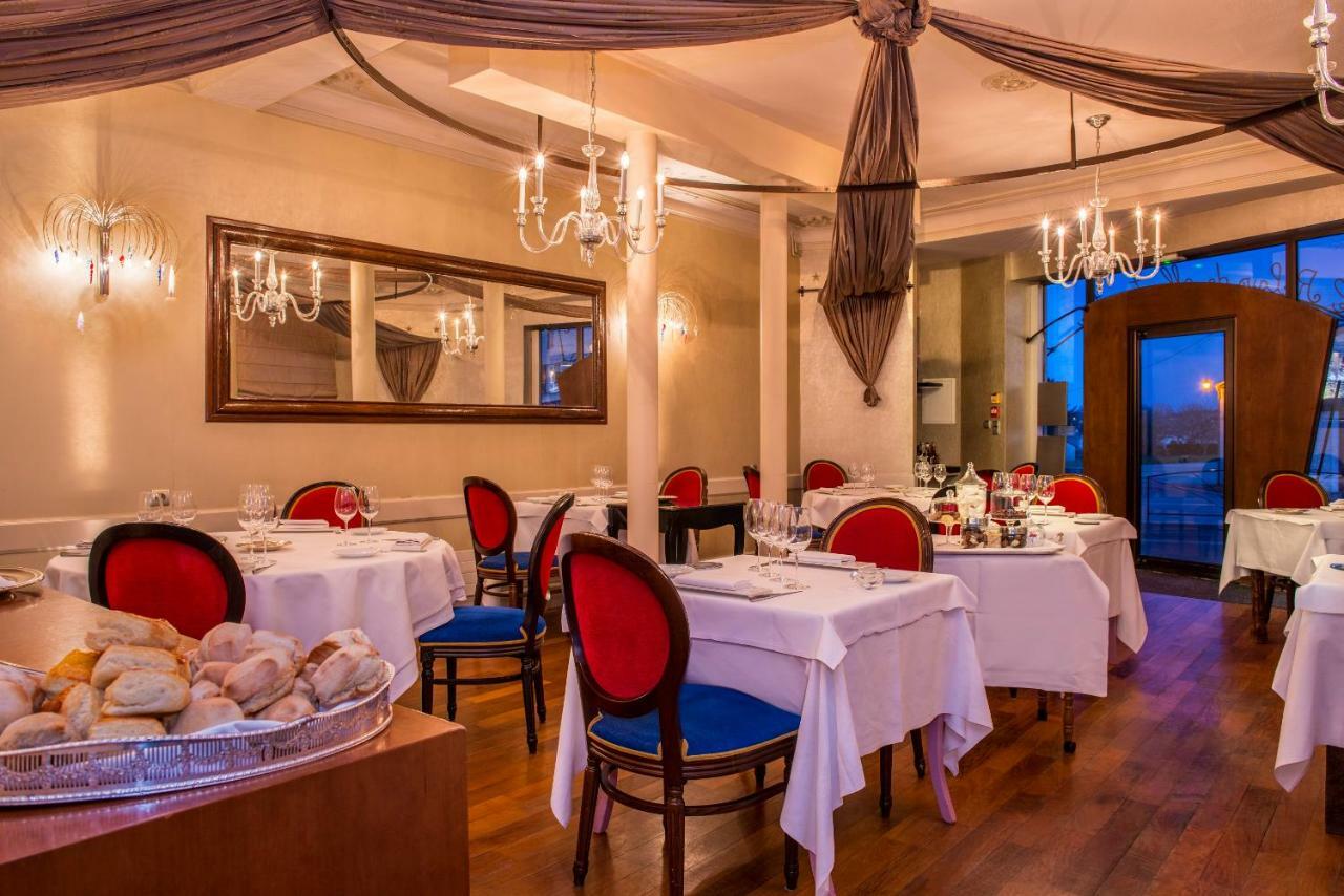 Hotel Spa Frederic Carrion Et Sa Table Gastronomique Viré Zewnętrze zdjęcie
