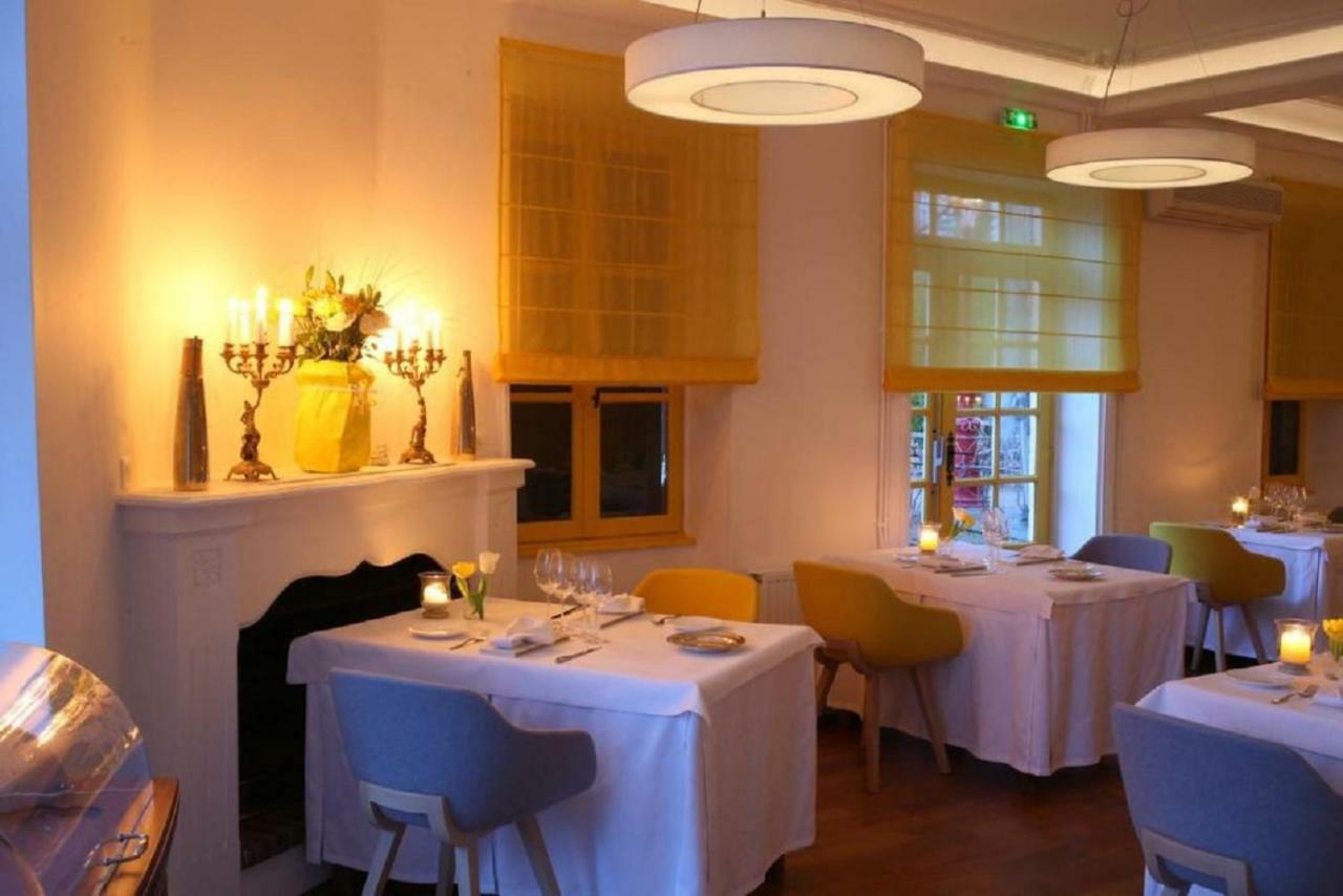 Hotel Spa Frederic Carrion Et Sa Table Gastronomique Viré Zewnętrze zdjęcie